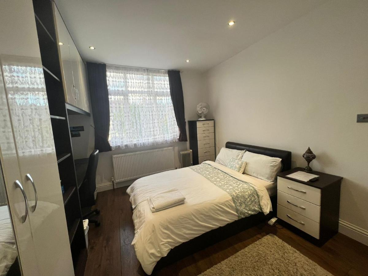 Deluxe Homestay Near Tottenham Hotspur Stadium London Eksteriør bilde